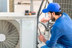 Is a Leaking AC Dangerous? | AC Repair Queen Creek 🥇